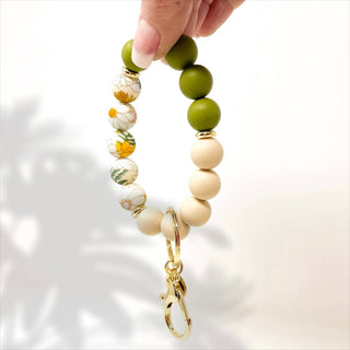 Hands-Free Keychain Wristlet - Dash of Daisy - JSQ Mercantile