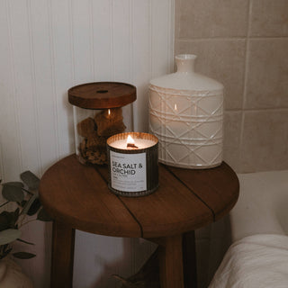 Bookworm Rustic Vintage Farmhouse Wood Wick Candle: 10oz - JSQ Mercantile