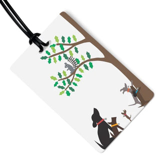 Dogs-Barking-At-Squirrel-Luggage-tag